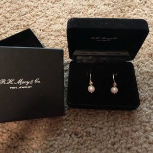 Fresh Water Pearl Earrings